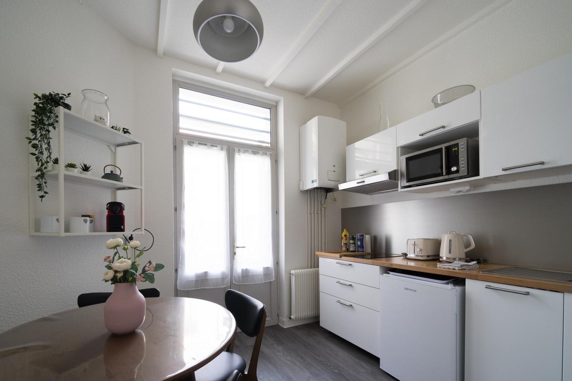 Appartunique - Chez Murillo Apartment Vichy